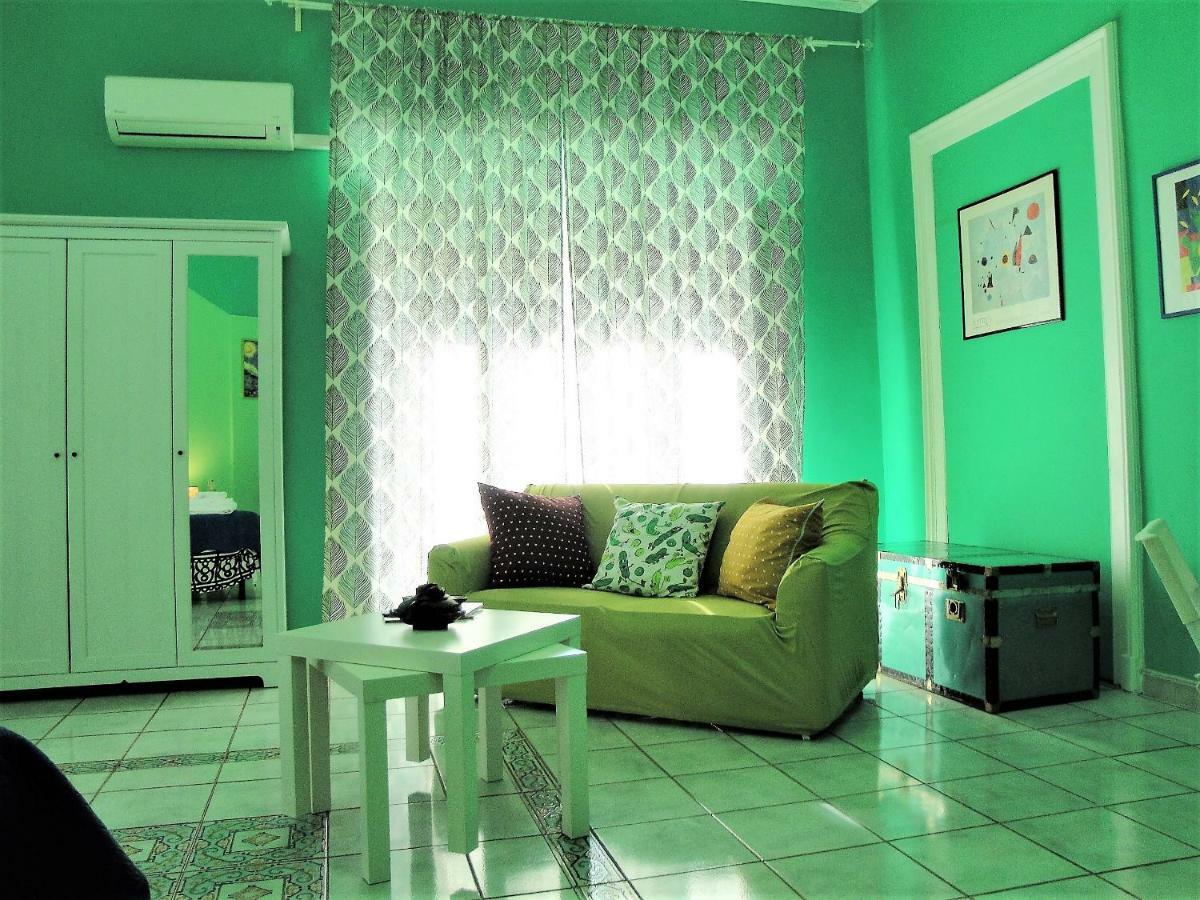 Garibaldi Holiday House Napoli Bagian luar foto