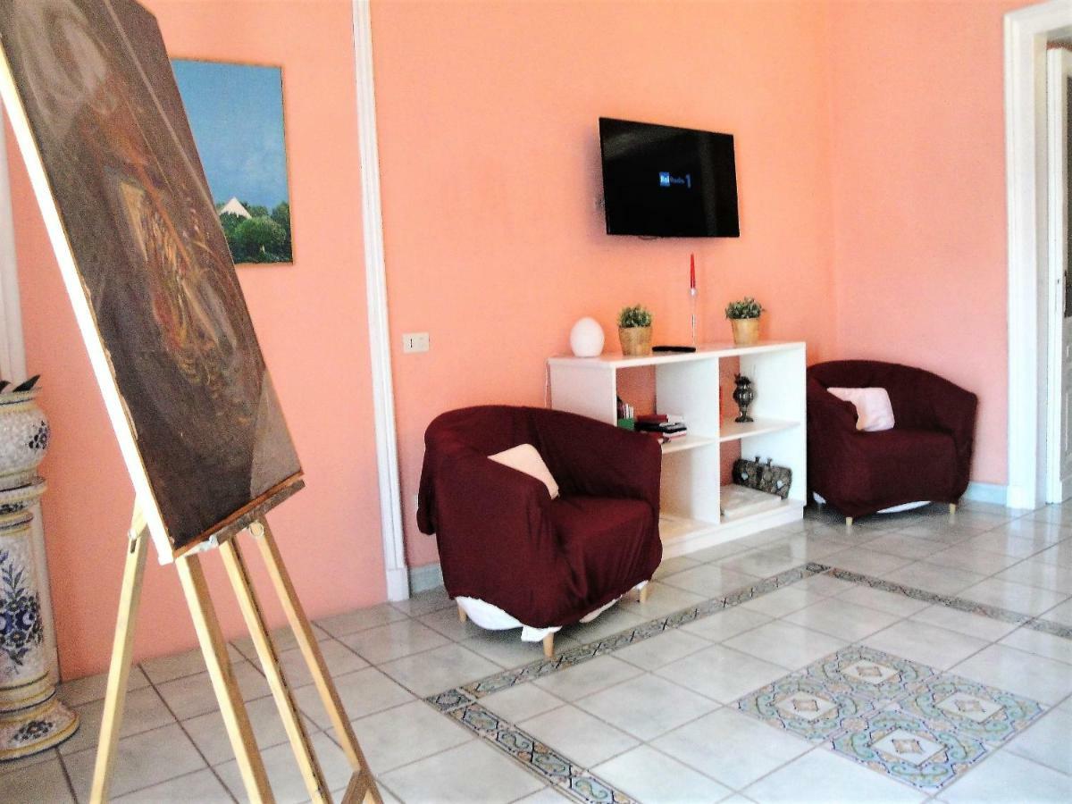 Garibaldi Holiday House Napoli Bagian luar foto