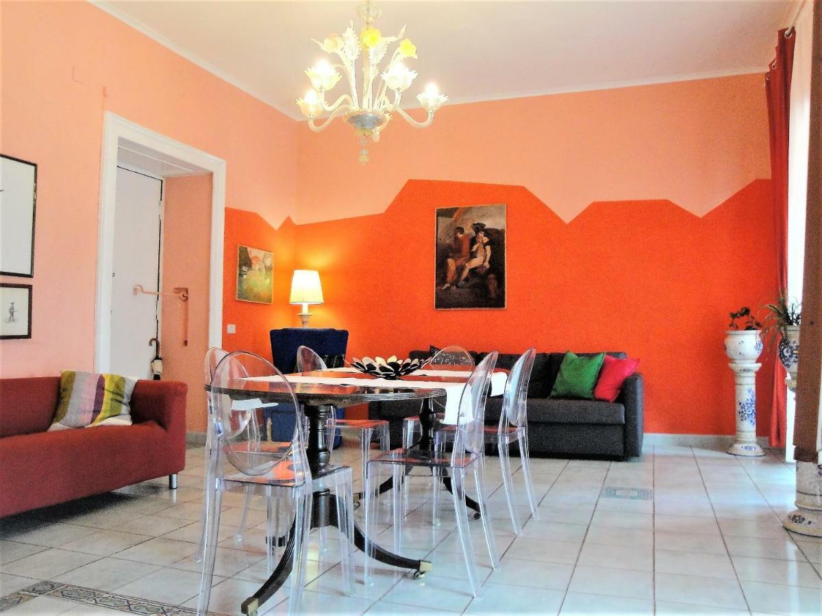 Garibaldi Holiday House Napoli Bagian luar foto